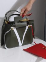 Valentino - Image 2