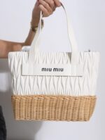 MIU MIU